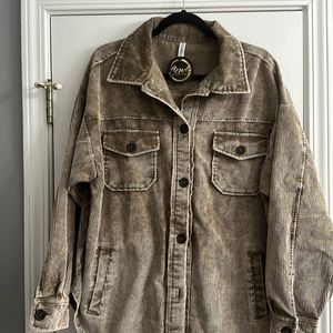 Zenana corduroy shacket. Beige. Size large.